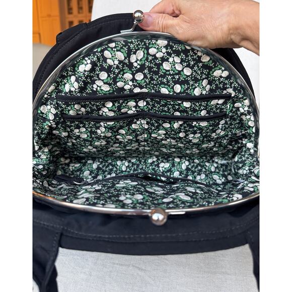 Vera Bradley Black Eloise Purse Handbag Quilted Green & White Floral Lining - Picture 6 of 14